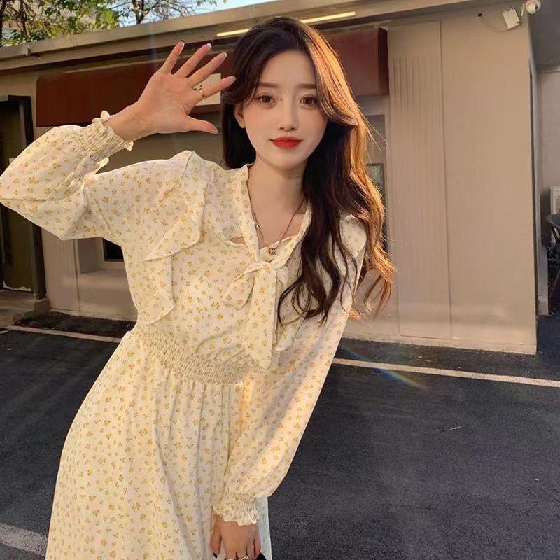 

Светлое цветочное корейское шелковое длинное платье женское весенне-осеннее французского стиля длинная юбка L