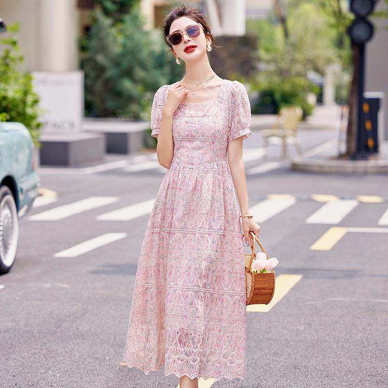 Korean Style Embroidered Lace Dress - Waist-Hugging, Breathable Summer Fashion
