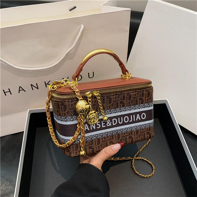 Box-Tasche Damen neu einfach und modisch Retro-Buchstabe große Kapazität tragbare Box-Tasche Umhängetasche