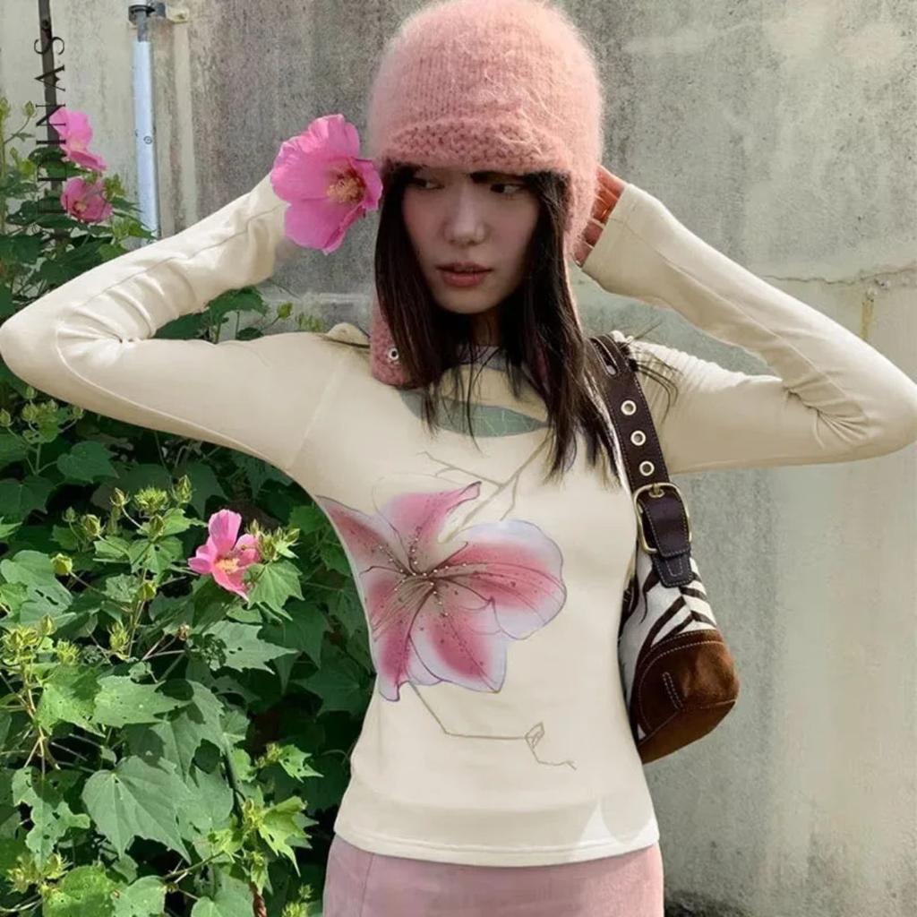 Fairycore Slim Graphic T Shirts Long Sleeve Korean Fashion 2000s Clothes Y2k Women's T-shirt New Tops Tees