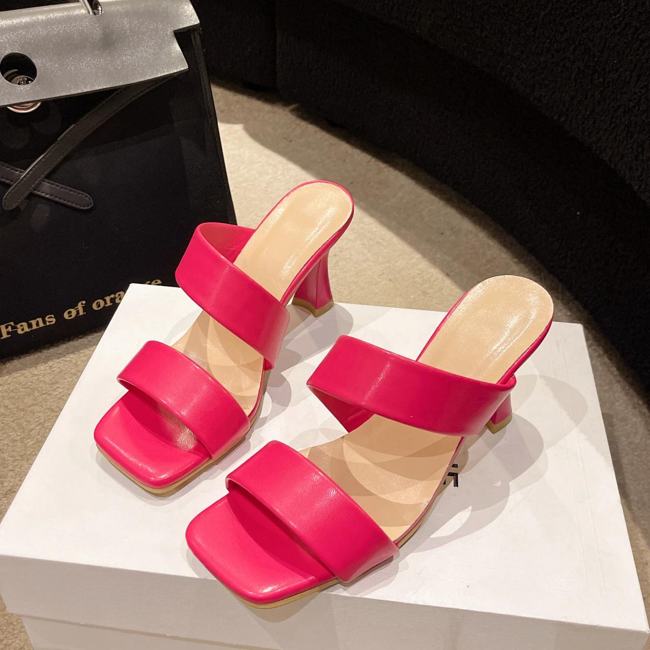 

Мода Лето Женские Туфли на высоком каблуке Мюли Фетиш Квадратный носок Слипоны Зебра Шлепанцы Блок Низкий каблук Lady Rome Женские сандалии 35 красный