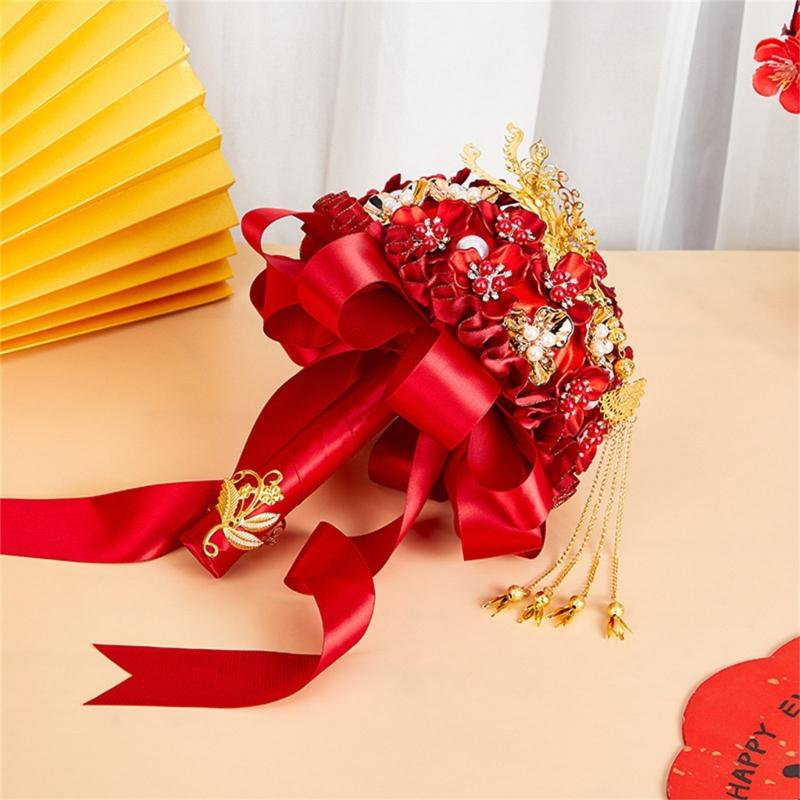 Elegant Chinese Wedding Bridal Bouquets Traditional Modern Design Artificial Flower For Bride Ceremony