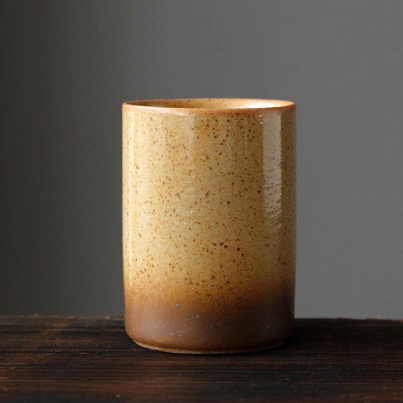 

Керамическая кружка в японском ретро-стиле 210 мл Большая чайная чашка Бытовая Ресторан Завтрак Чашка для воды для Чайной комнаты Мастер-чашка Сделано на заказ 101-200ml