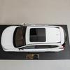 AAAMC1 1:18 2017 HONDA CR-V CRV SUV Alloy Car Model Diecast Metal Vehicle Car Model Simulation Collection Childrens Toy Gift Decoration