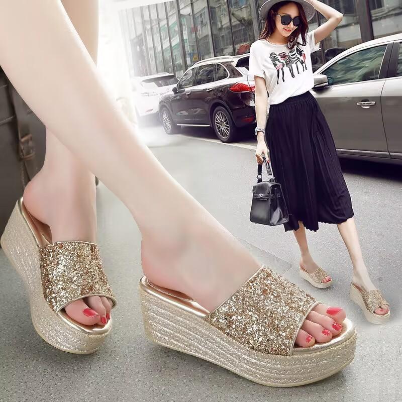 Round head slippers women's thick-soled wedge heel outer wear summer new fashion muffin flat-bottomed one-word sandals women's shoes