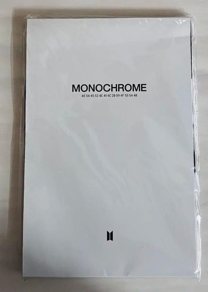 [USED] BTS (Bangtan Boys) Monochrome Fabric Poster