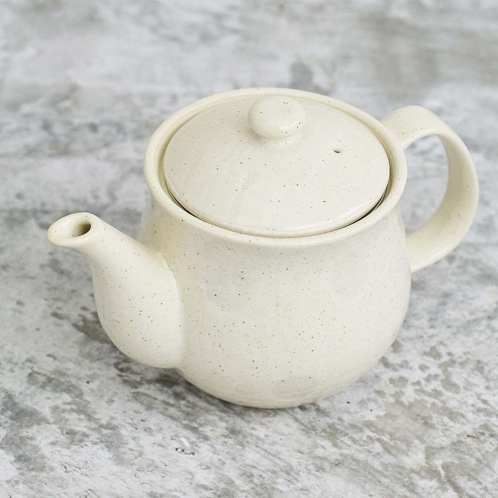Tatara Teapot with Tea Strainer, Polka Dot Design, Mino Ware, White, Microwave and Dishwasher Safe, Made in Japan, Sabon, Product Number: 030561
