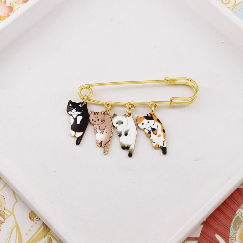Creative Alloy Kitten Brooch Pin Badge & Bag Accessory