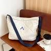 New Quilted Cotton Outdoor Cycling Shoulder Bag for Women Camping and Shopping Age Reduction Large Capacity Bag Shoulder Bag Crossbody Bag