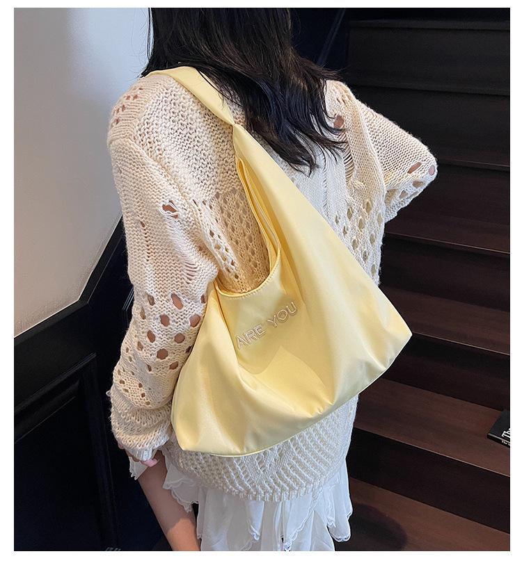 2025 Autumn/Winter Women's Large Canvas Tote with Letter Embroidery - Fashionable Shoulder Bag.