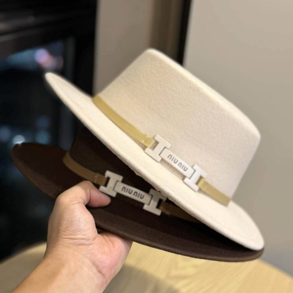 New Style Woolen Flat Top Hat Korean Style Autumn and Winter British Versatile Cowboy Hat Design Felt Hat for Men and Women Traveling