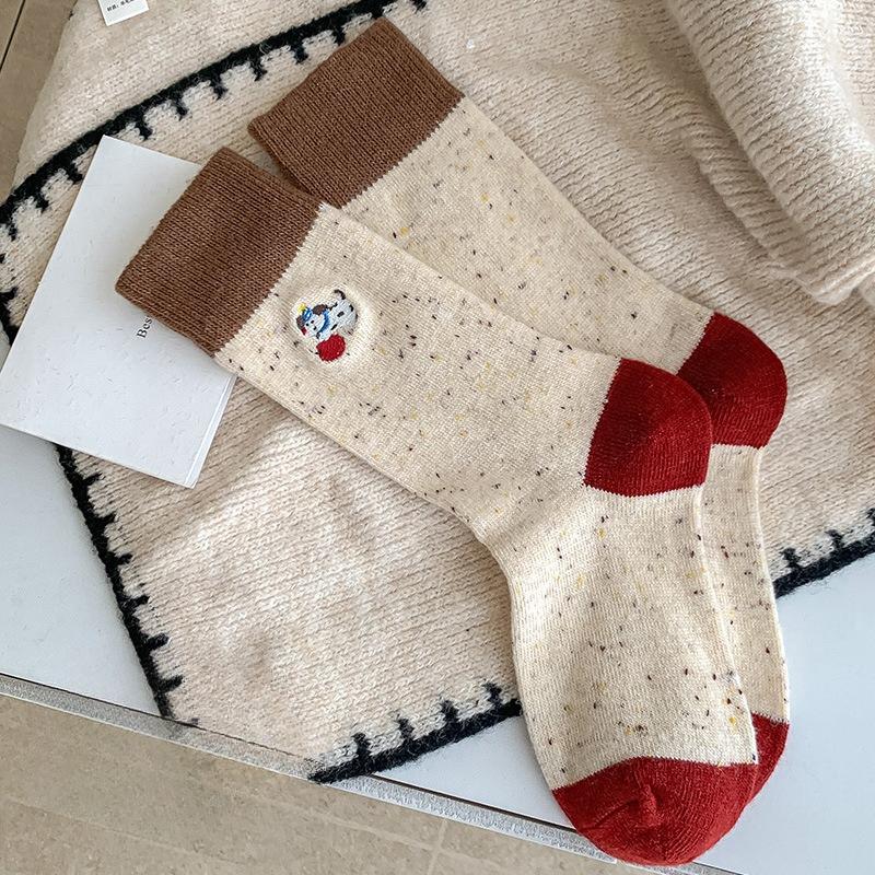 Children's Wool Socks for Autumn and Winter, Thick and Warm Cotton Socks, Cute Apple and Dog Cartoon Embroidered Cashmere Puff Socks