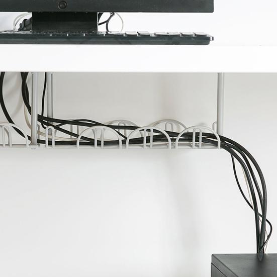 Suport pentru priză în partea de jos a mesei de acasă