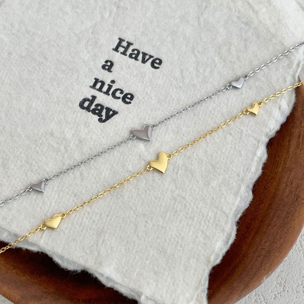 18K Gold Plated S925 Sterling Silver Triple Heart Necklace: Elegant Clavicle Chain in Cool, Simple Style