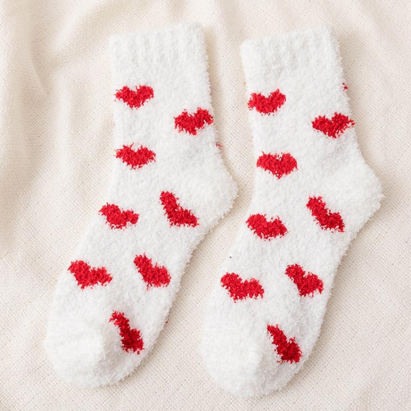 Autumn and Winter Coral Fleece Floor Socks for Girls, Cute Half-fleece Heart-shaped Sleep Postpartum Socks, Winter Thickened Warm Mid-calf Socks