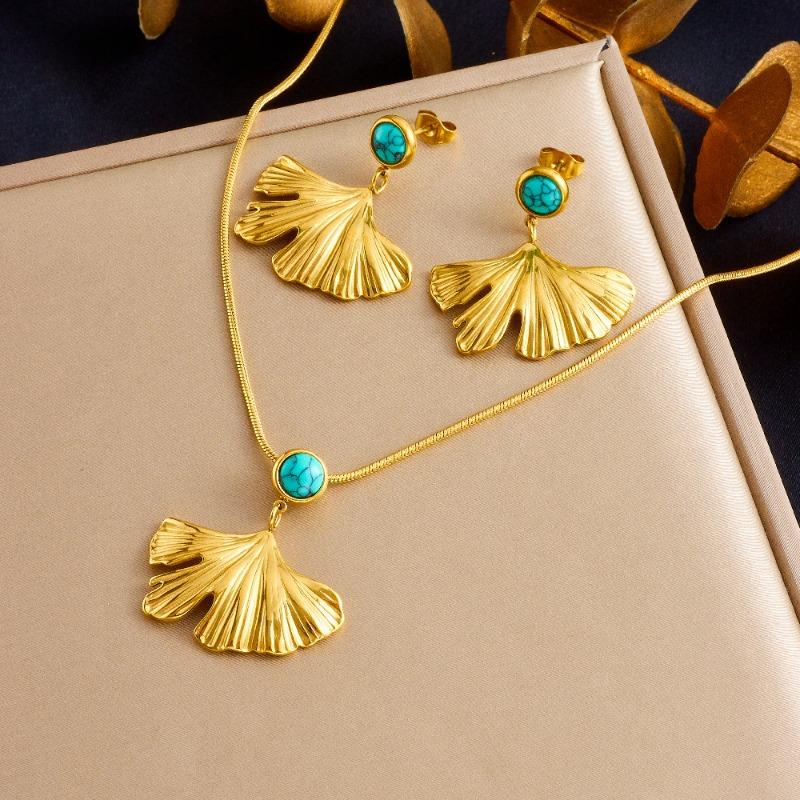 Gold Mother of Pearl Heart Jewelry Set Necklace Earrings for Women