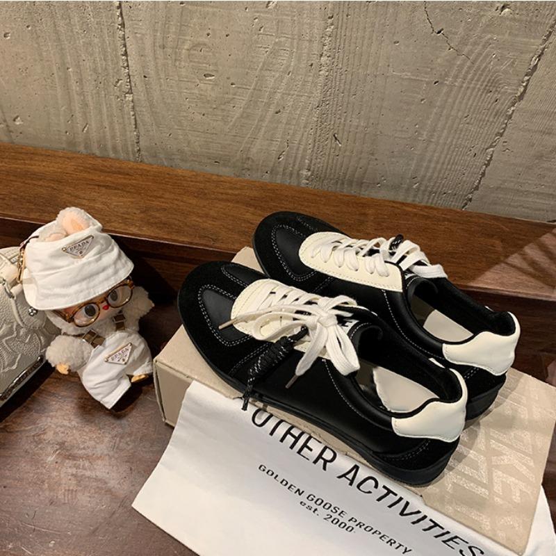 Women's Lace-up Color Matching Round Head Versatile Comfortable Casual Sports Shoes Women's Leather Board Shoes Women