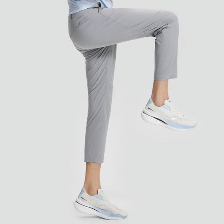 Saucony Solid Color Logo Straight Leg Woven Casual Pants Men bottoms Light-Gray SC2239069-2