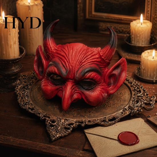 Duivel Cosplay Prop in Vintage Stijl, Enge Halloween Demon Schuim Masker voor Volwassenen, Rode Halve Lichtgewicht PU Horror Gezicht Maskerade Accessoires met
