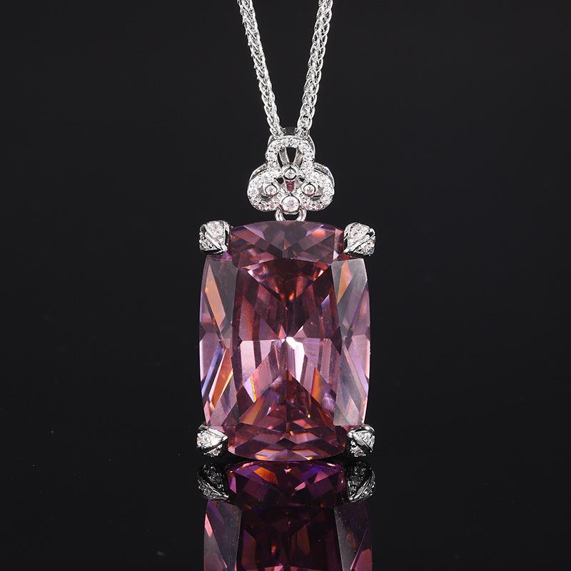 New Jewelry Copper Bottom Gold-Plated Fashion Imitation Color Treasure Generous Diamond Pendant Necklace Main Stone 20 * 28