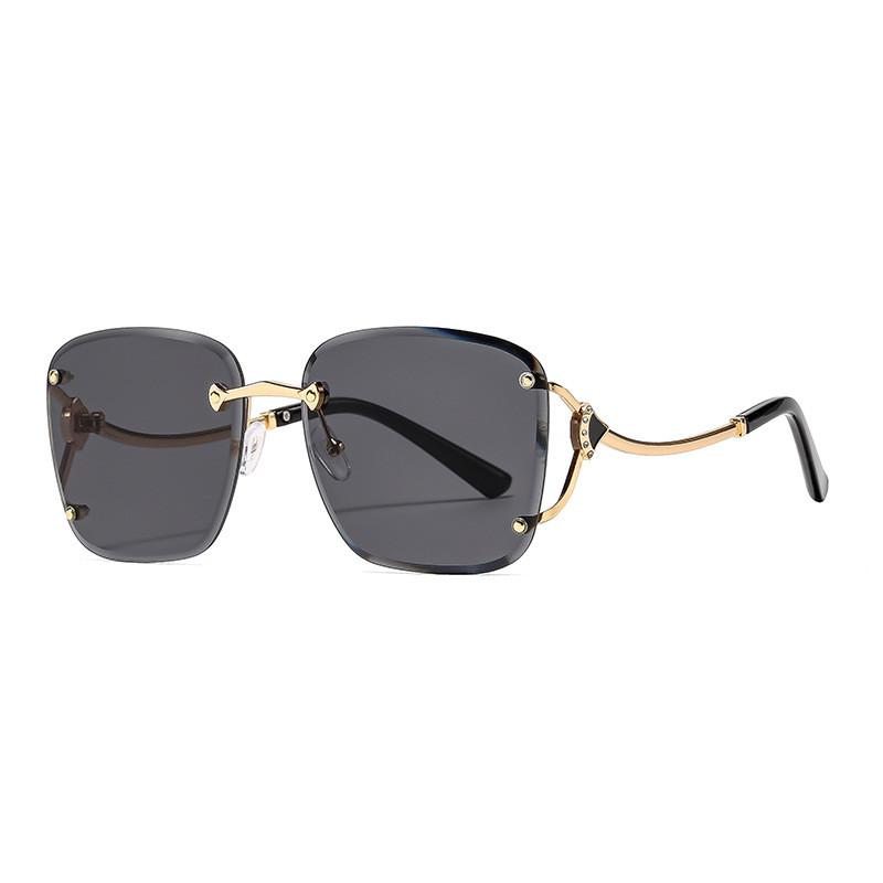 High Fashion Womens Metal Frame Square Sunglasses With Uv400 Protection For Outdoor Activities GoldFrameGrey