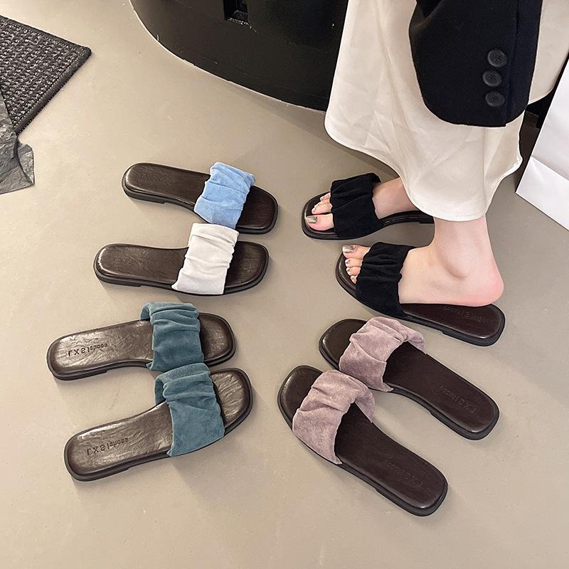 Flat bottom outer wear popular shoes one-word sandals women's sandals premium slippers summer ins women's beach French