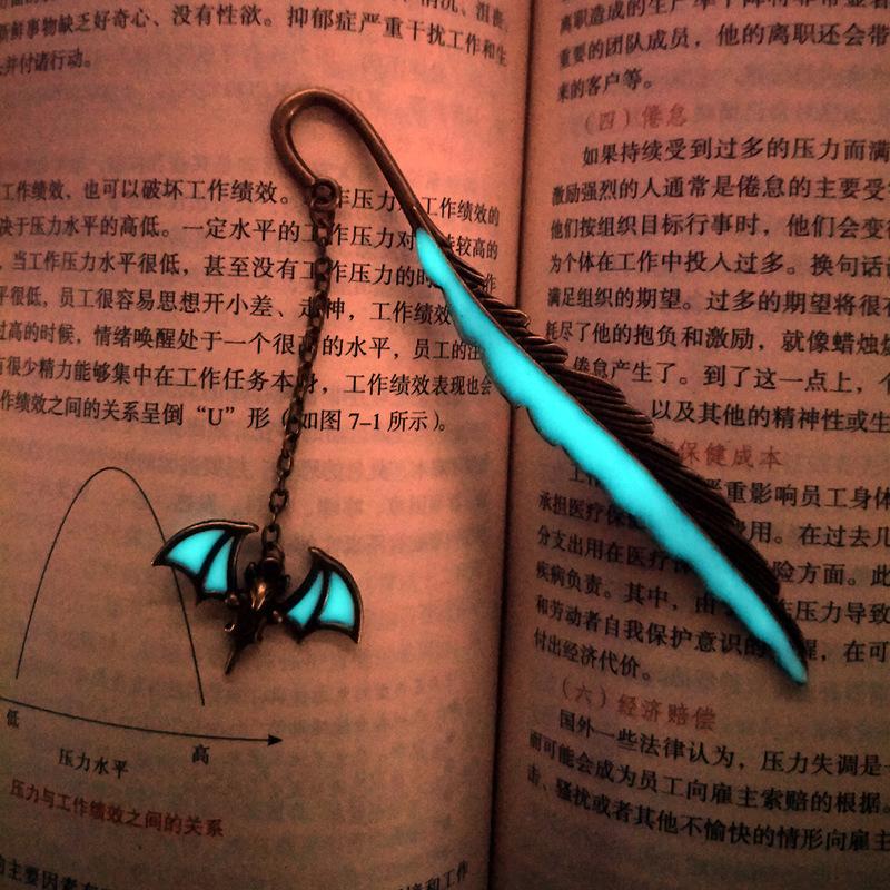 1 Pcs Creative Feather Deer Head Bat Metal Luminous Bookmarks School Kawaii Stationery Gift Escolar Label Supplies