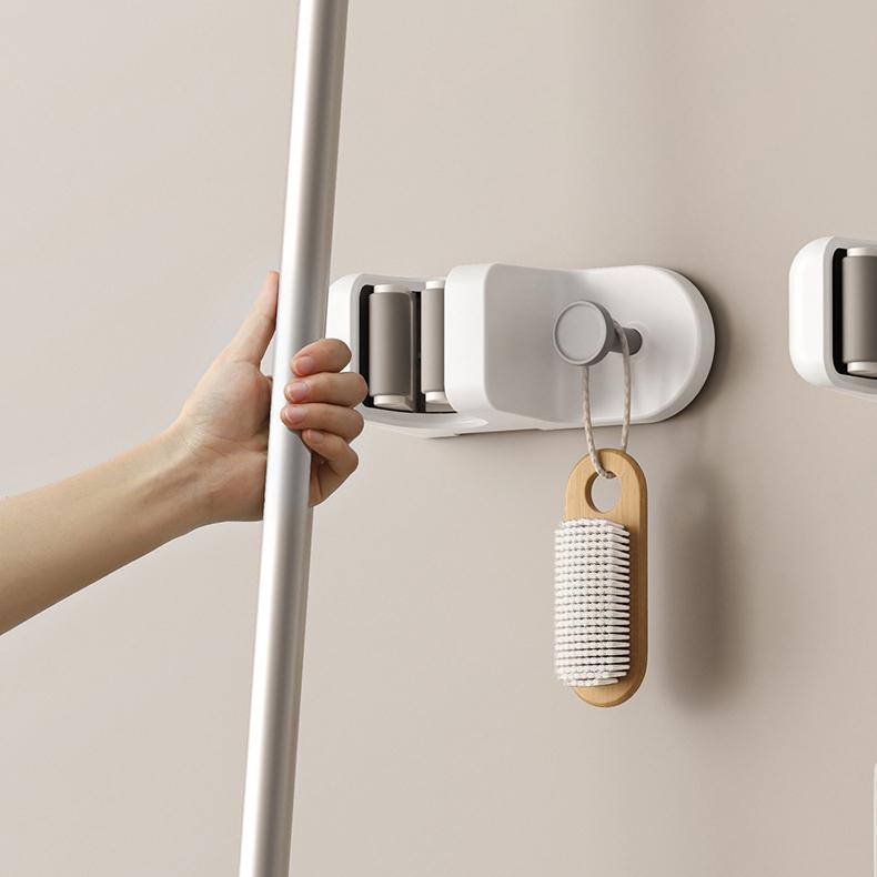 1Pcs Mop Clip Bathroom Wall Mounted No Drill Broom Holder Mop Storage Rack Organizer Hook For Home Toilet Cleaning Tools