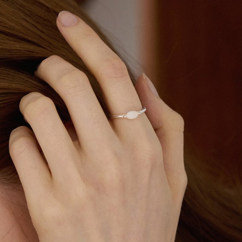 PAIGEFLYNN JEWELRY [925 Silver] Mu Pale Oval Open Ring