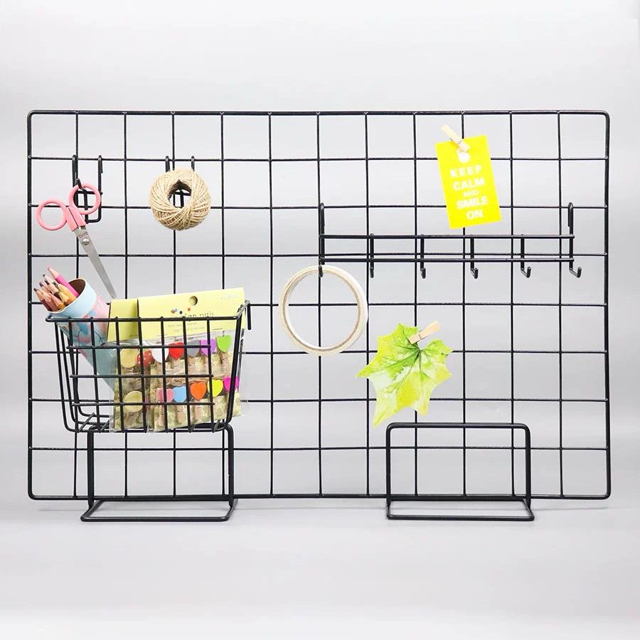 Gitter-Displayständer für Kunstwerke & Schmuck