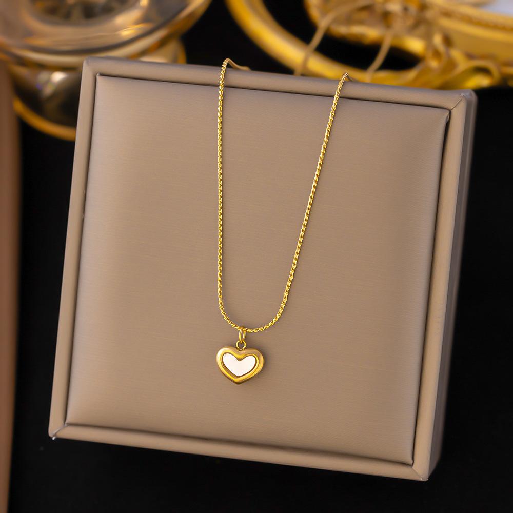 316L Stainless Steel Love Heart Pendant Necklace For Women Fashion Ladies Gold Color Clavicle Chain High Quality Jewelry Gifts