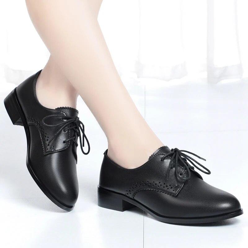 Women Autumn Shoes Genuine Leather Mid Heel British Style Women Loafers Large Size Lace-up Women Shoes
