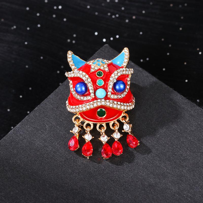 Lion Dance Brooch Premium Niche Red Festive Lion Dance New Year's Corsage Coat Accessories