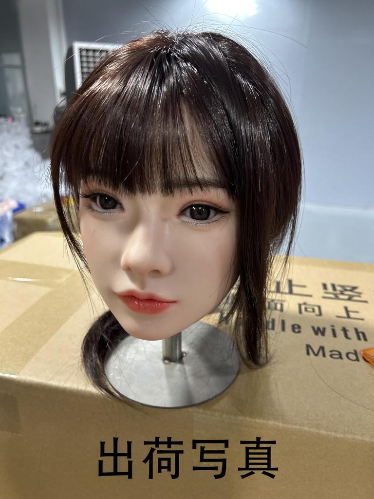 Silicone Figure Head Only, Life-Size, Hair-Treatment Type, with Mouth, for Makeup Practice, Store Supplies, and Display, Includes M16 Studs (#Y16#+159