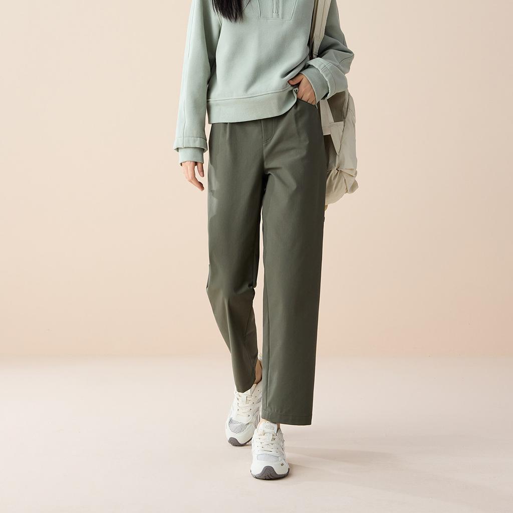 Fashionable and minimalist sports straight leg pants for women
