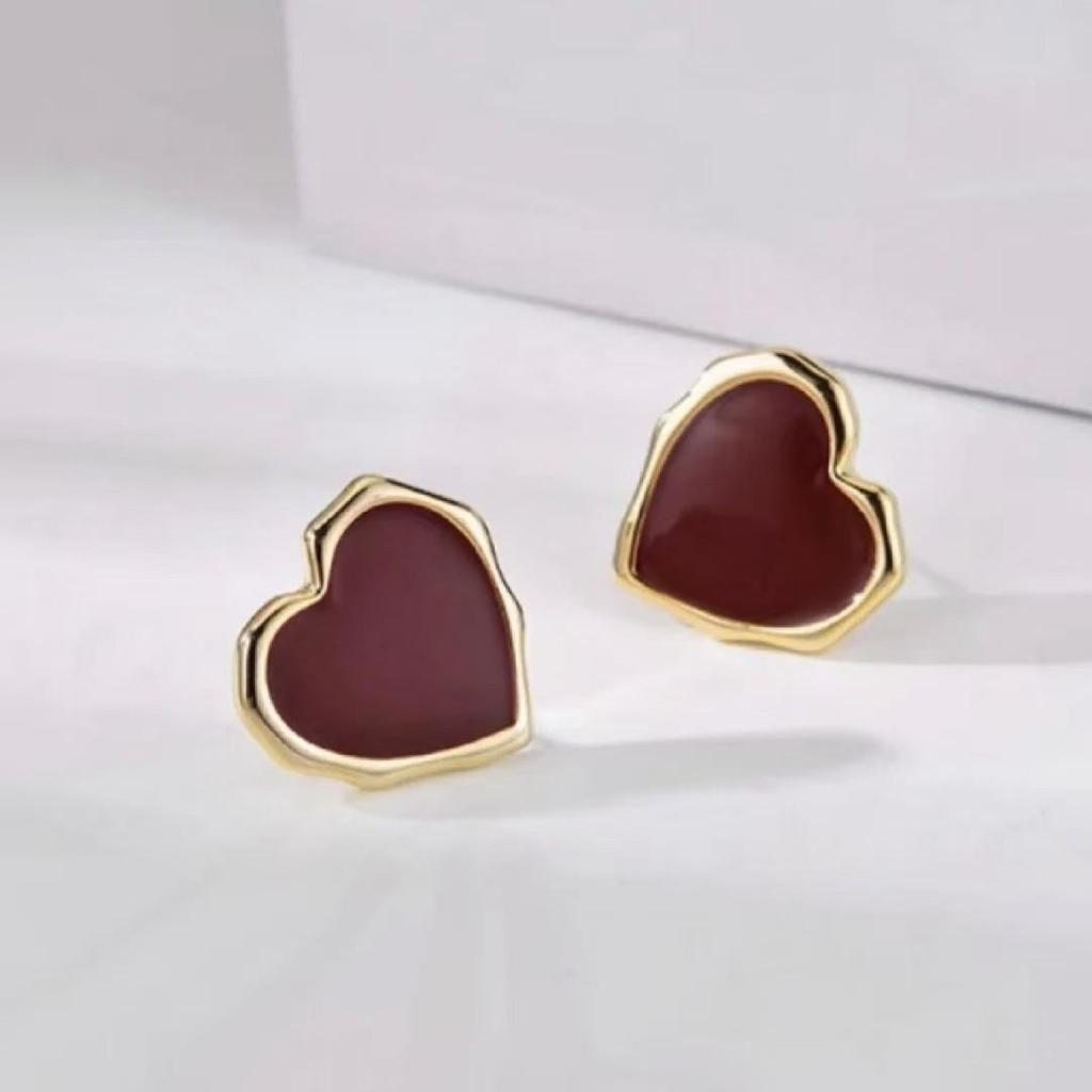 Minimalist French Drop Earrings: Retro, Sweet, Versatile Design with Light Luxury and Unique Personality