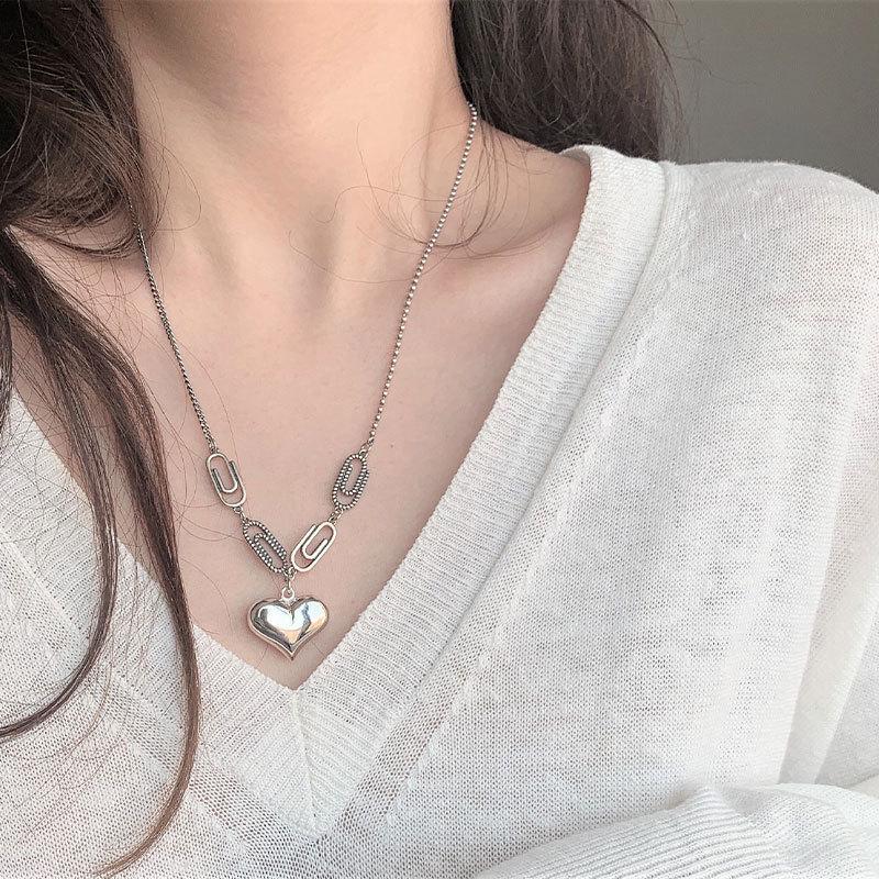 Korean Retro Paperclip Heart Necklace - Women s Creative Clavicle Chain, Hip-Hop Style Jewelry