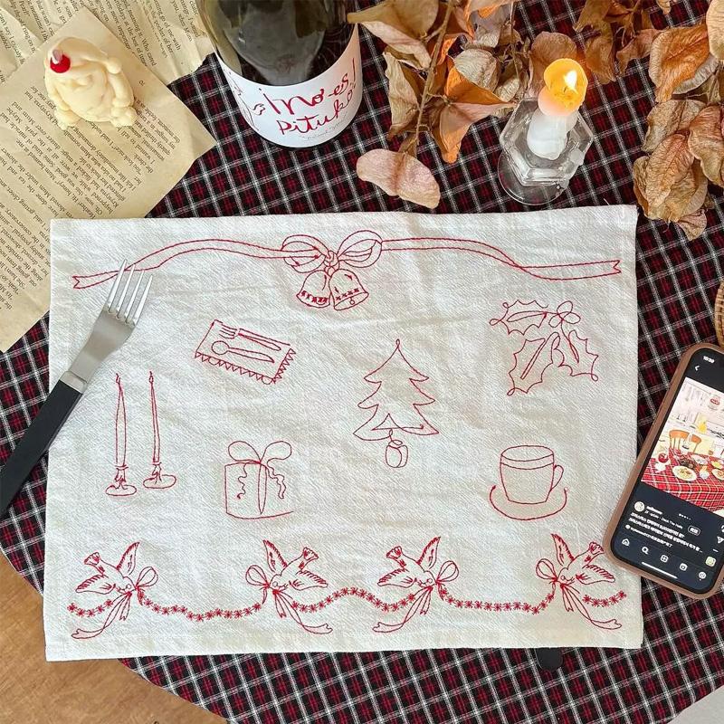 1Pc Cotton Christmas Cover Cloth Photography Props Christmas Pattern Decorative Cloth Embroidery Meal Mat Background Cloth