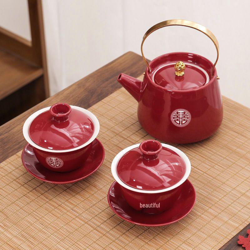 Wedding Tea Set: Elegant Teapot and Cups for Newlyweds' Traditional Ceremony