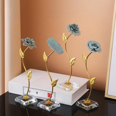 Kreative Lotus-Figur, Farbmalerei, Eisenkunst, dekorativ