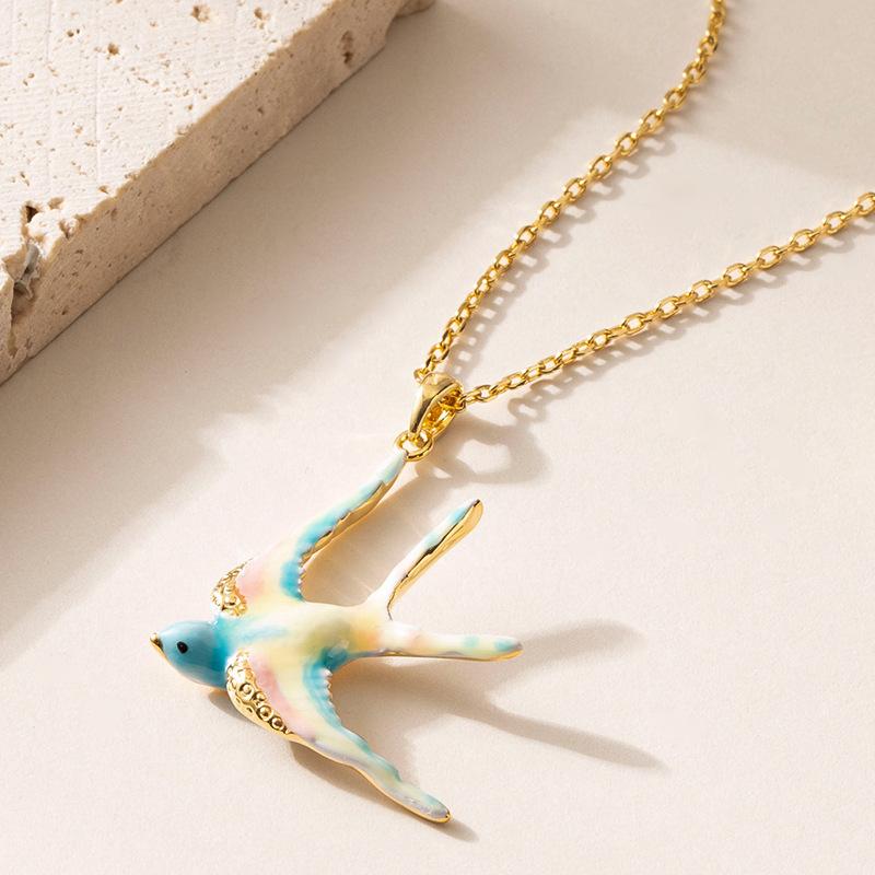 French Elegant Fashion Enamel Dripping Oil Sweet and Cute Colorful Swallow Fairy Tale Wind Necklace Niche Personality Collarbone Chain