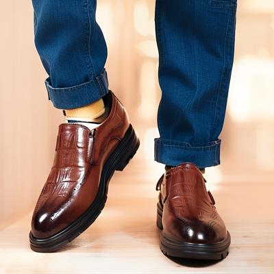 Scarpe in pelle per uomo Scarpe da sposa Oxford formali Scarpe casual da lavoro per uomo Scarpe da ufficio classiche di lusso Scarpe eleganti da uomo con punta