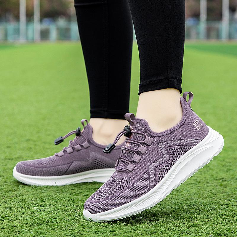 Women's shoes fly-woven mesh four-season elderly shoes casual outdoor sports elderly shoes wide instep breathable lightweight mother shoes