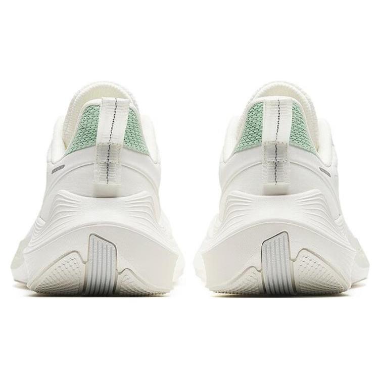 Anta New Stinger Slip Resistant Low Top Running Shoes Women's White Green 922335580-1