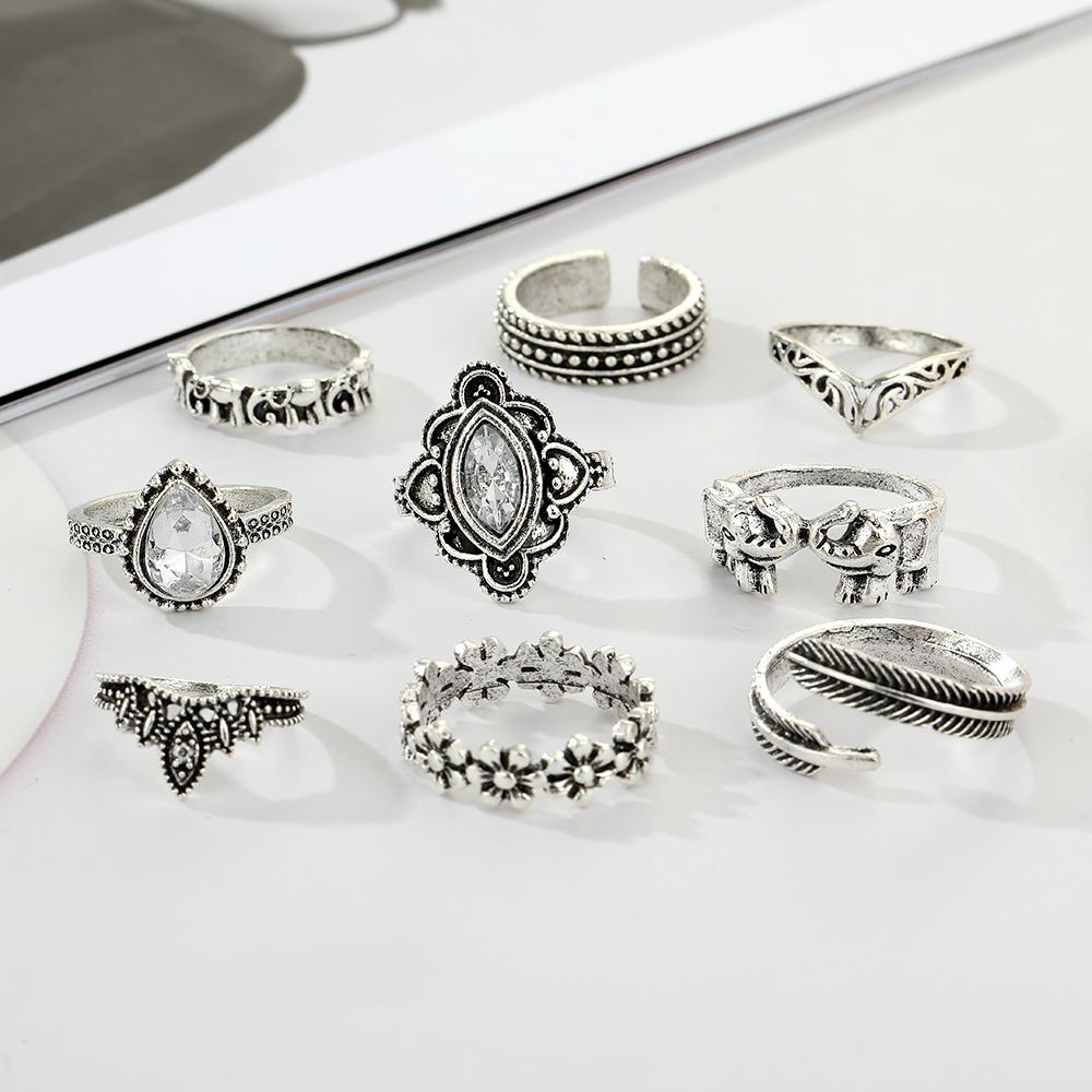 Ušlechtilý elegantní vintage diamantový prsten Dámské šperky Všestranné doplňky Sada módních prstenů s půvabem