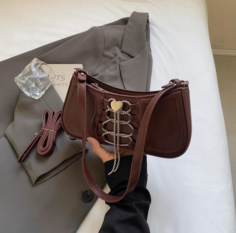 Popular Messenger Bag, Super Fire Shoulder Armpit Bag, Premium Retro Design Locomotive Bag