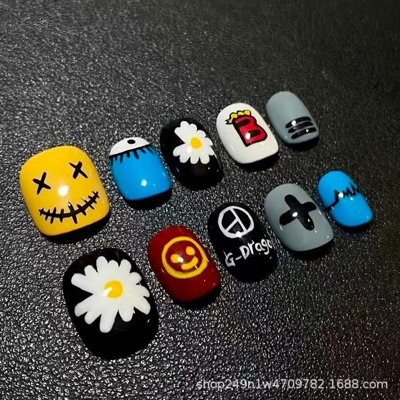 30Pcs Cute Cartoon Short Bean Shaped Press On Nails Autumn Winter Niche Design Fake Nails Gift For Girls And Friends