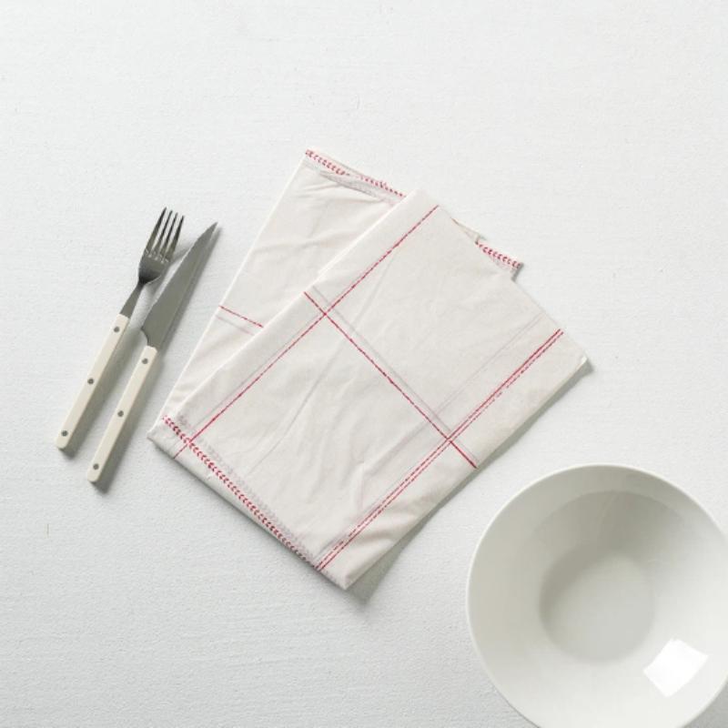 Modern Check Tablecloth for 6-Person Dining Table Washable Large Tablecloth for 6 Seater Table