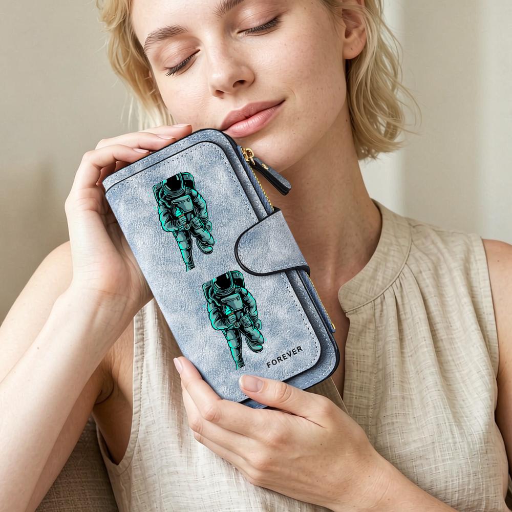 Astronaut Print Long Purse Forever Casual Fashion Travel Card Holder Zipper Wallet
