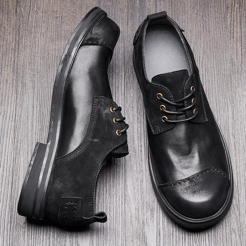 Pantofi de bărbați din piele lucrați manual în stil britanic Pantofi de piele ocazional din piele moale Pantofi de afaceri pentru bărbați cu talpă moale Pantofi cu cap mare Pantofi de scule